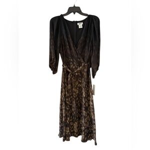 NWT DKNY Women’s Size 4 Animal Print Midi Dress 3/4 Sleeve